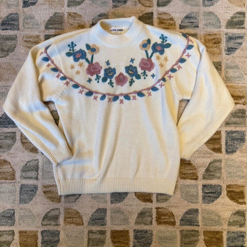 Cottage-Core Vintage Alfred Dunner Cream Floral Embroidered Cozy Sweater Whimsy